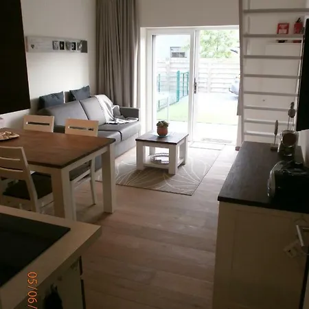Vakantiehuisje Bredene בית נופש *